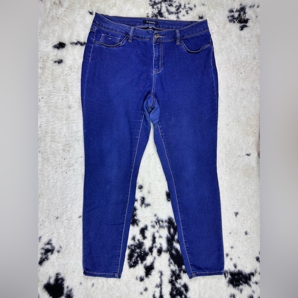 D. jeans Women’s Dark Wash Mid Rise Skinny Stretch Denim Jeans Size 34